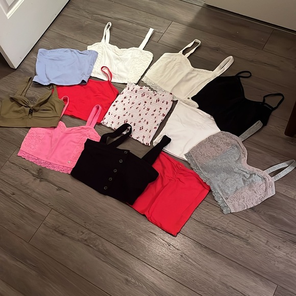 Crop Tops Bundle - Picture 2 of 14